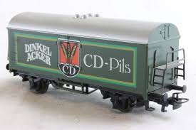 [MAR-4436] Märklin 4436 - Wagon couvert réfrigérant à 2 essieux type Ichqrs 377 - "DINCKELACKER CD-Pils" - DB - HO