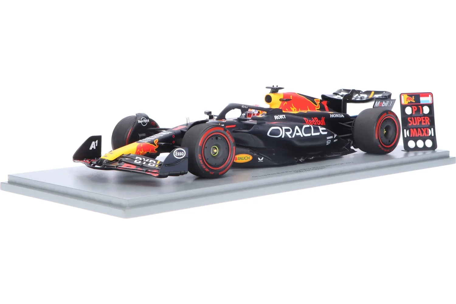 [SPA-18902] Spark - Oracle Red Bull Racing RB19 -  Winner British GP 2023 - # 1 - Max Verstappen (avec panneautage) - 1/18