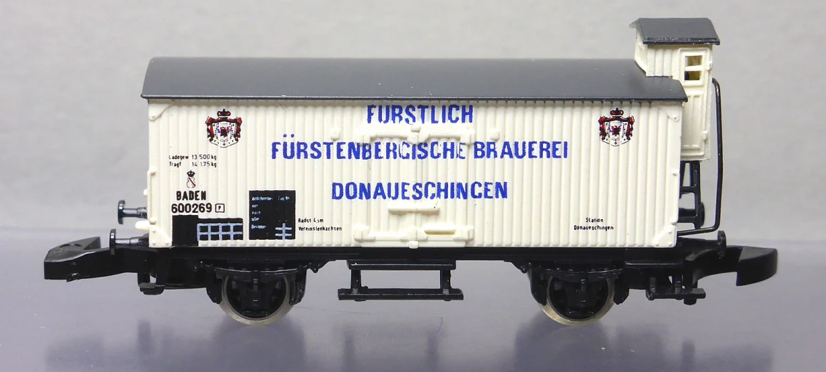[MAR-8661] Mini-Club 8661 - Wagon frigorifique à bière "brasserie Fürstenbergische" avec cabine de freinage - DB - "Z"